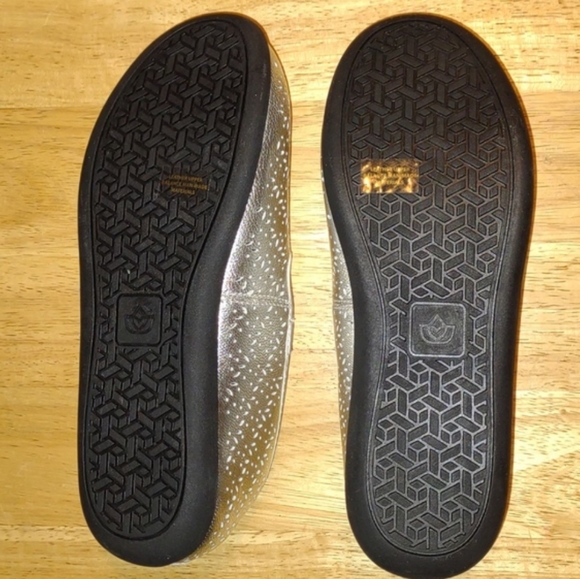 👣SPENCO 👣Silver Bailey Ballet Flat footwear - Picture 9 of 16